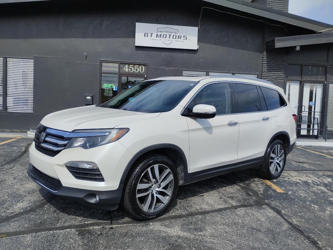 Honda Pilot Touring AWD 2017