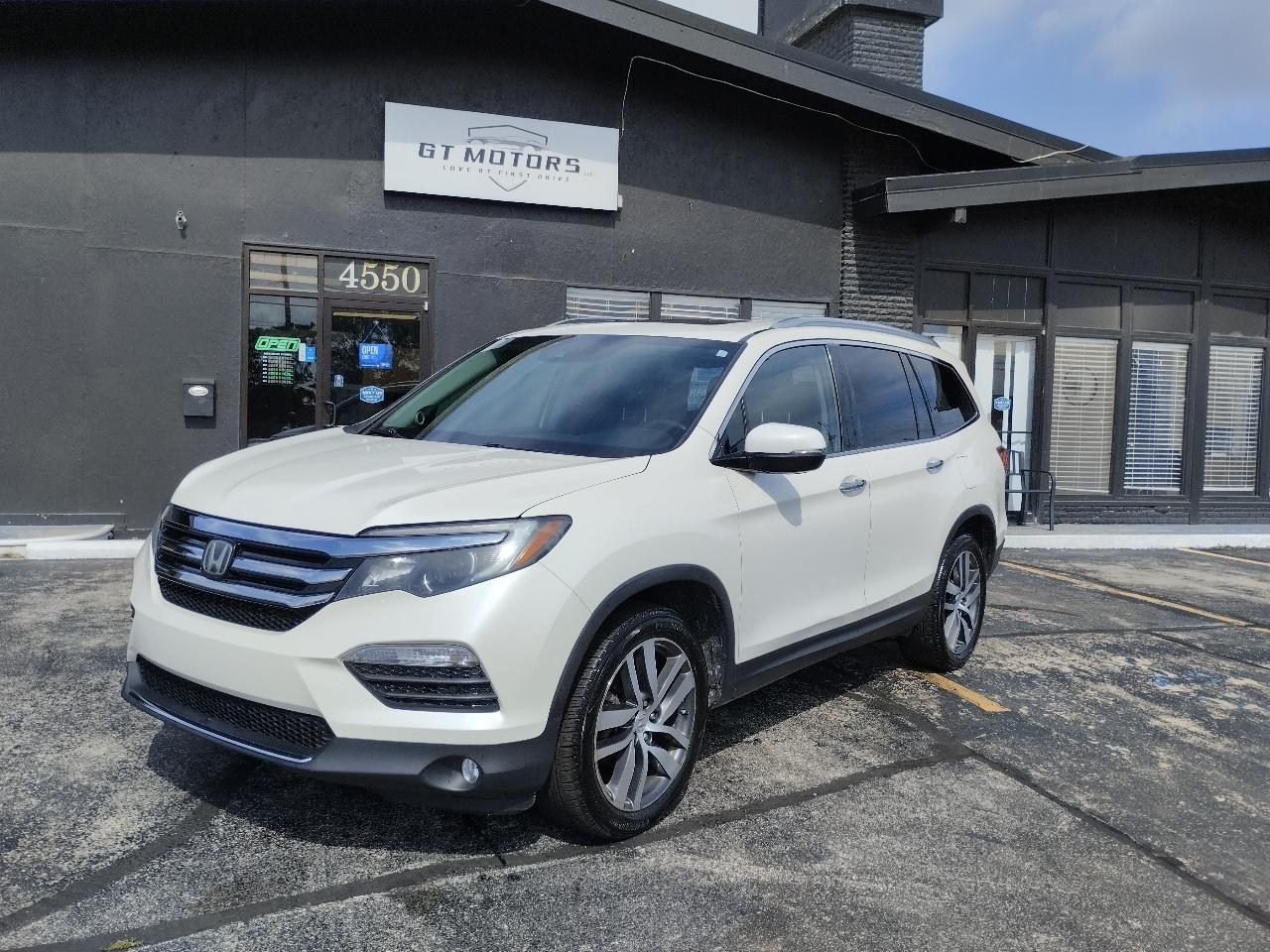 Honda Pilot Touring AWD 2017