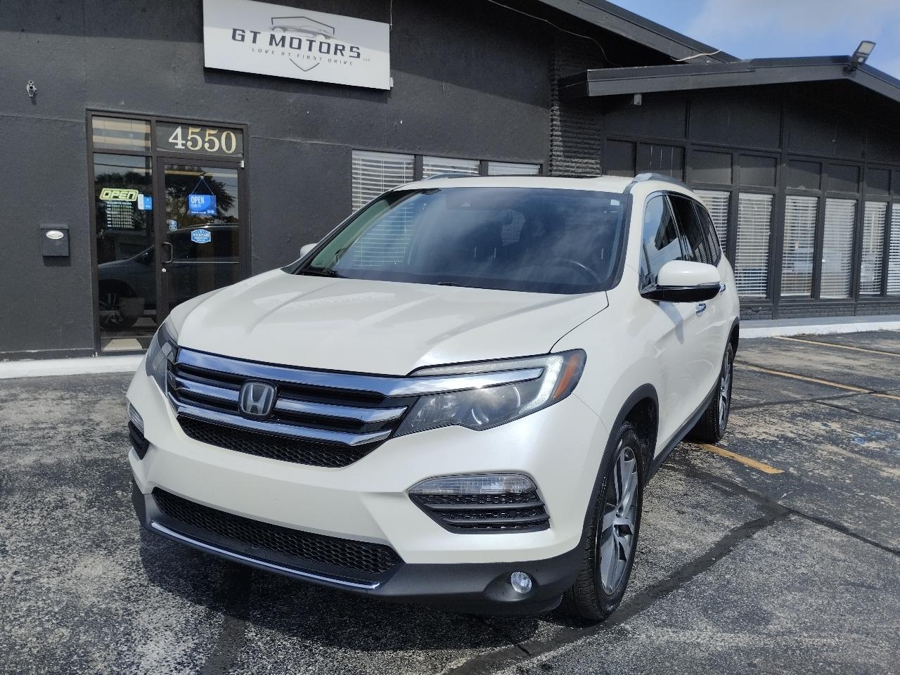 Honda Pilot Touring AWD 2017