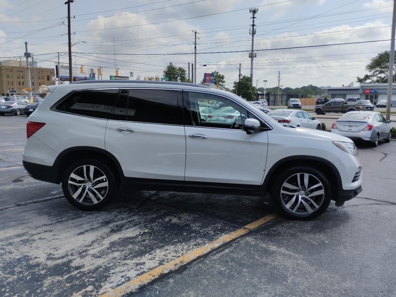 Honda Pilot Touring AWD 2017
