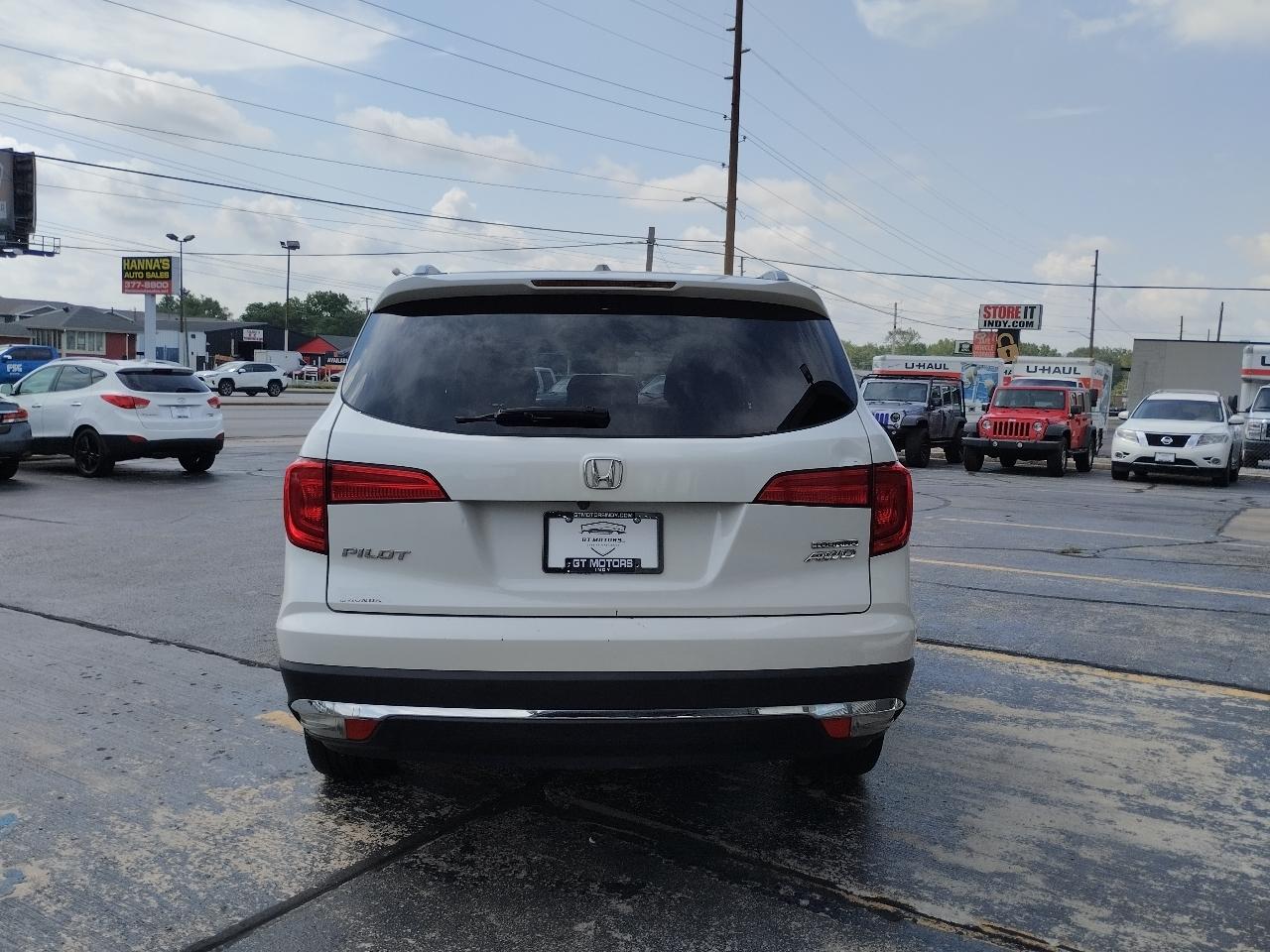Honda Pilot Touring AWD 2017