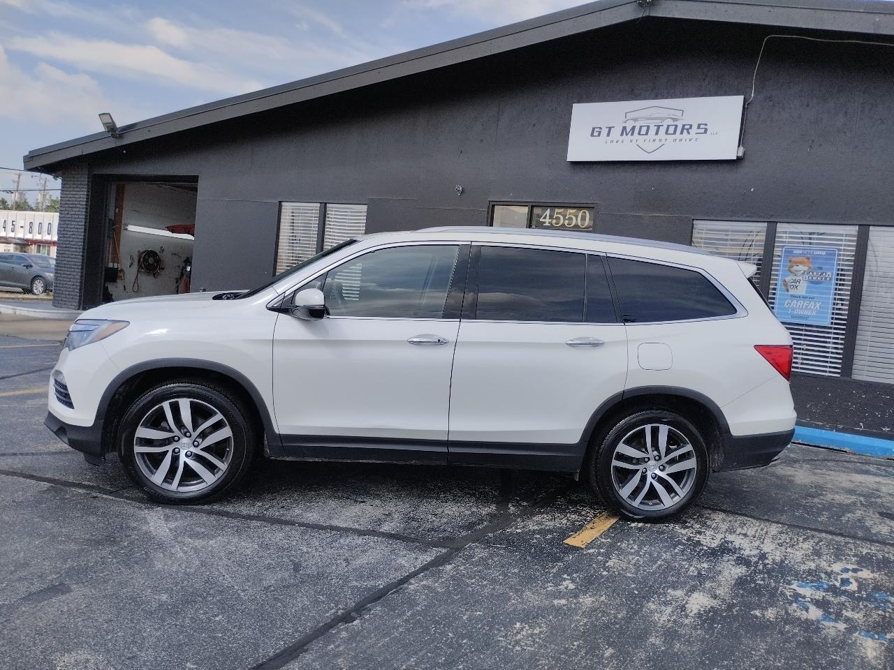 Honda Pilot Touring AWD 2017