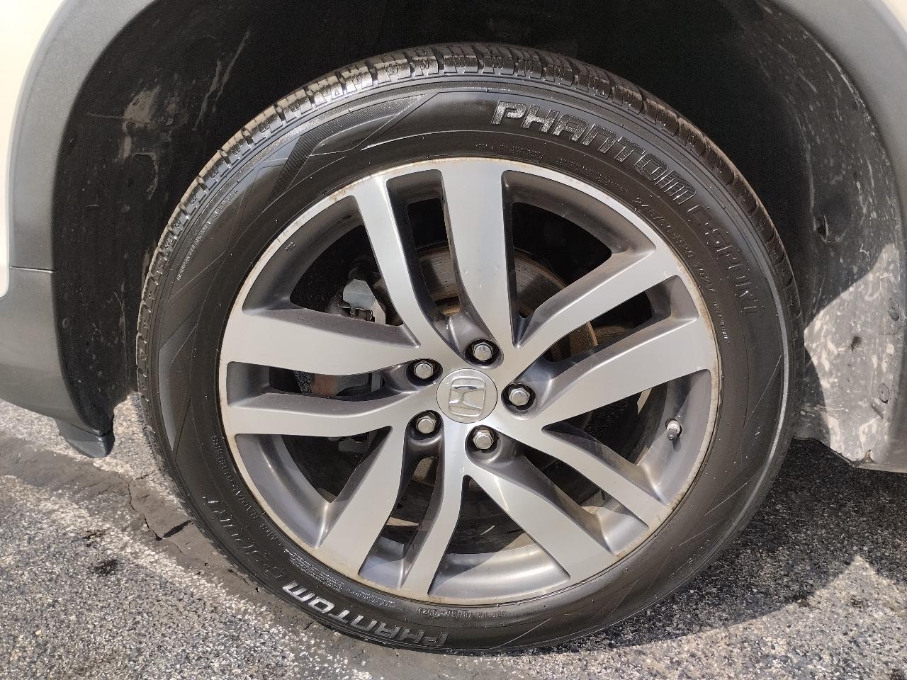 Honda Pilot Touring AWD 2017