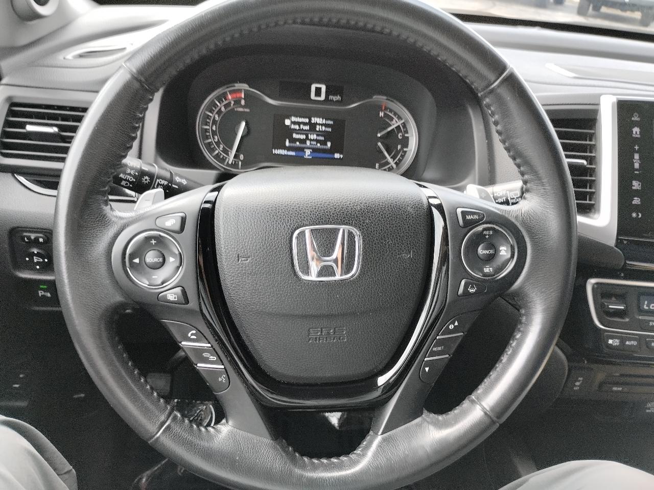 Honda Pilot Touring AWD 2017