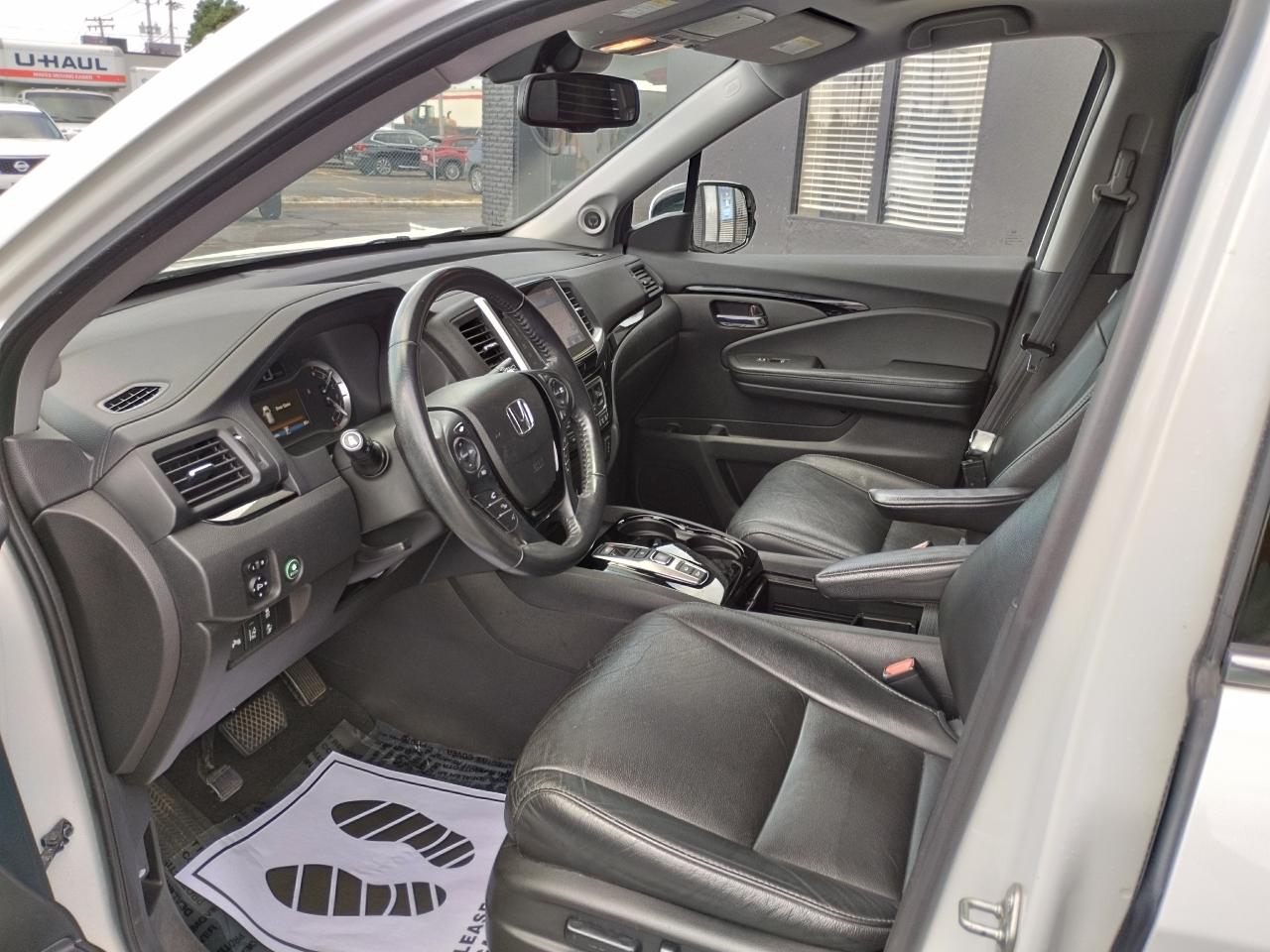 Honda Pilot Touring AWD 2017