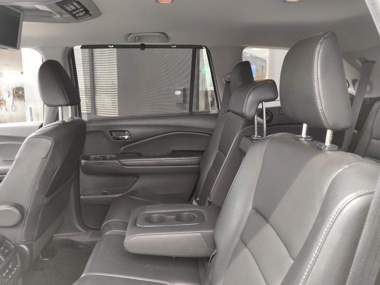 Honda Pilot Touring AWD 2017