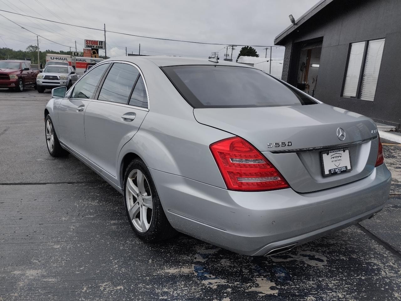 Mercedes-Benz S-Class 4dr Sdn S 550 4MATIC 2010