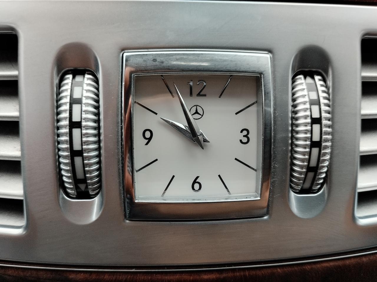 Mercedes-Benz S-Class 4dr Sdn S 550 4MATIC 2010