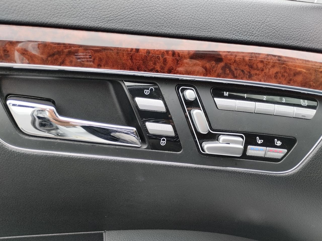 Mercedes-Benz S-Class 4dr Sdn S 550 4MATIC 2010