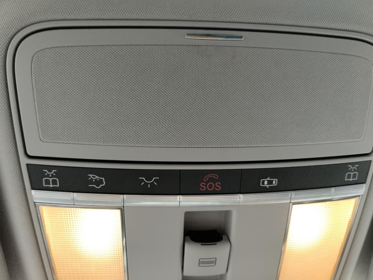 Mercedes-Benz S-Class 4dr Sdn S 550 4MATIC 2010
