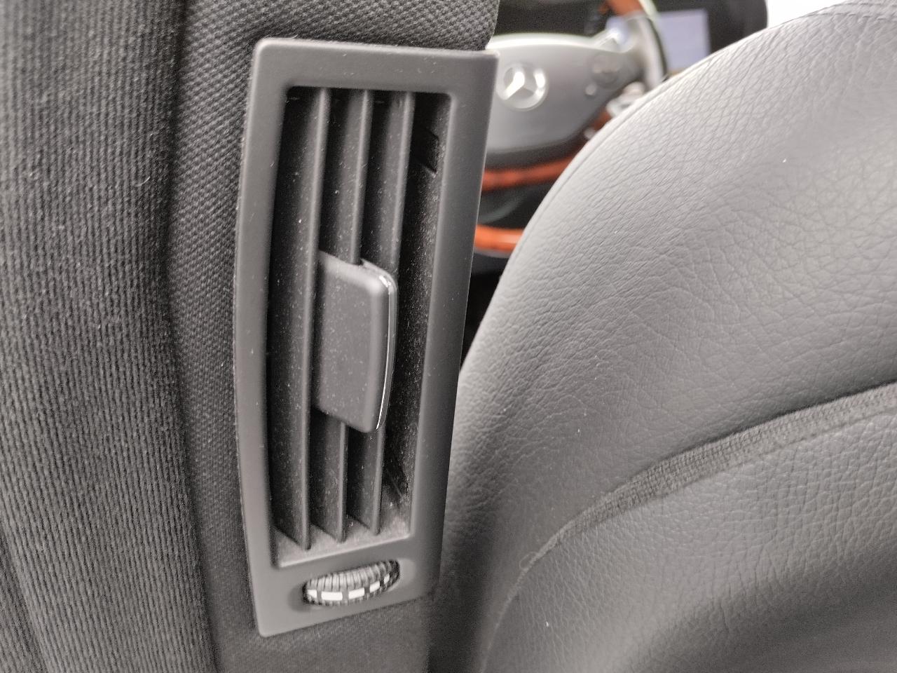 Mercedes-Benz S-Class 4dr Sdn S 550 4MATIC 2010