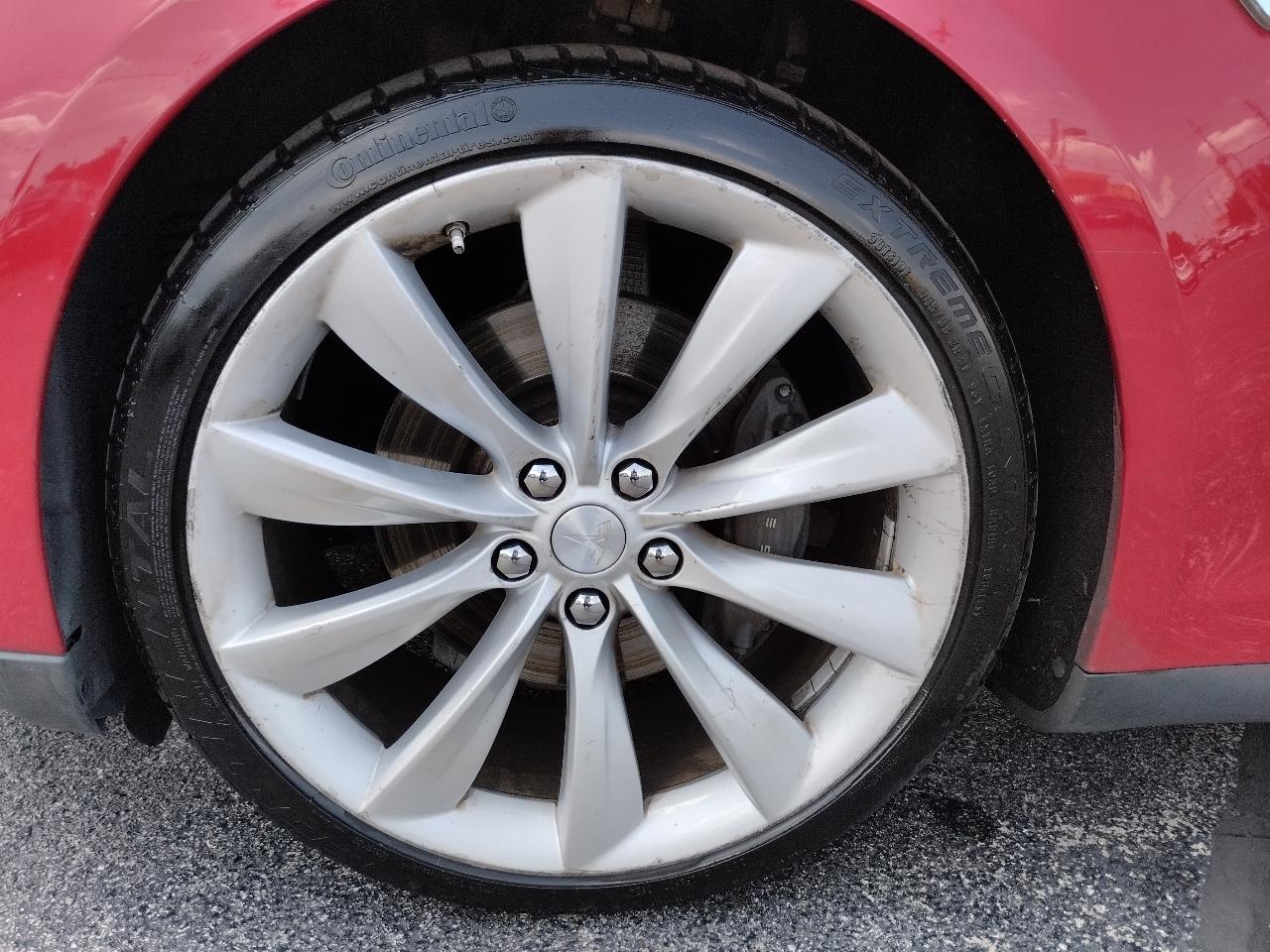 Tesla Model S 4dr Sdn 2013