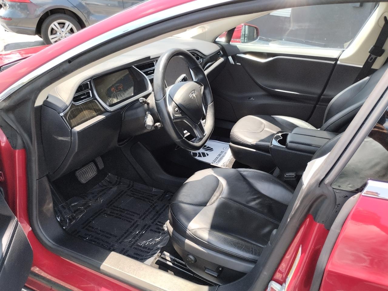 Tesla Model S 4dr Sdn 2013