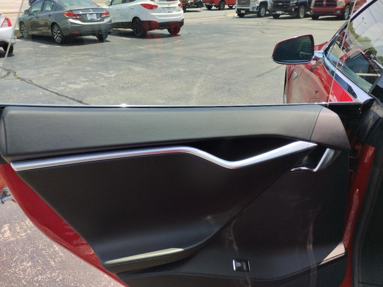 Tesla Model S 4dr Sdn 2013