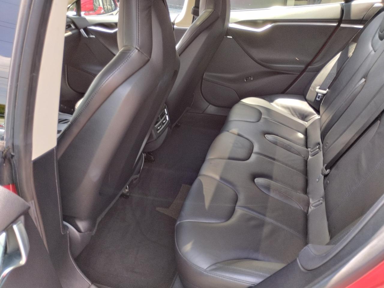 Tesla Model S 4dr Sdn 2013