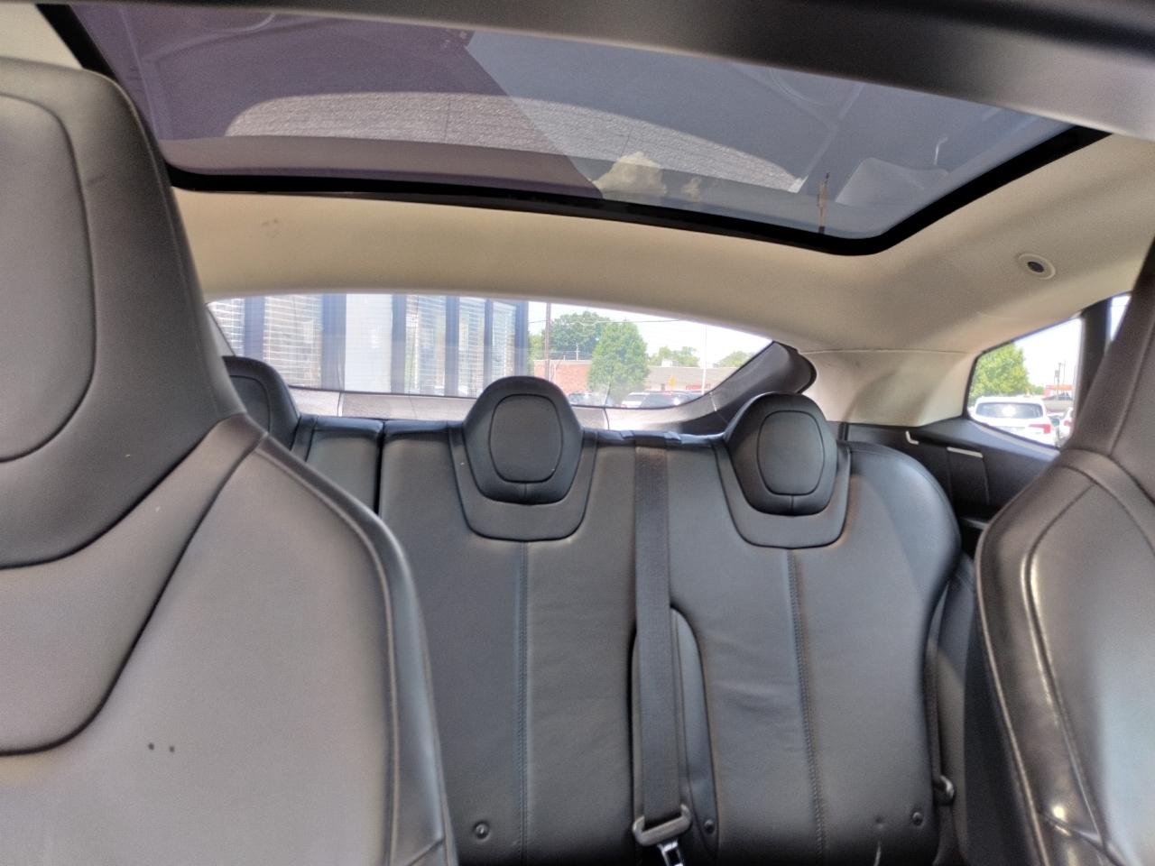 Tesla Model S 4dr Sdn 2013