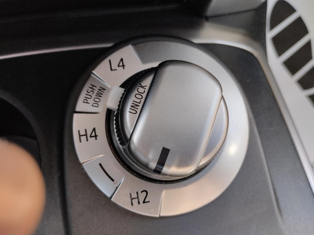 Toyota 4Runner 4WD 4dr V6 Trail Premium (Natl) 2015