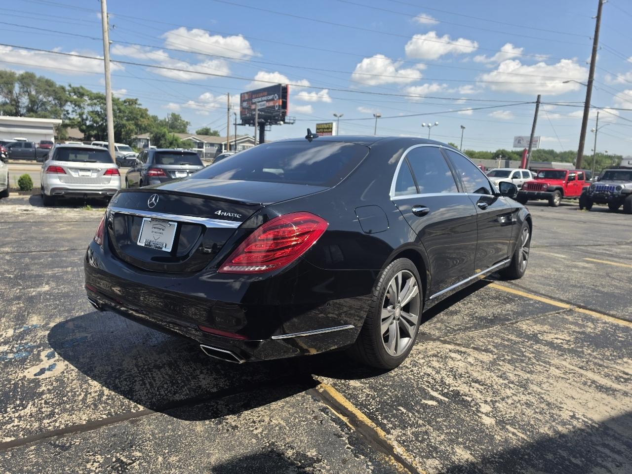 Mercedes-Benz S-Class 4dr Sdn S 550 4MATIC 2015