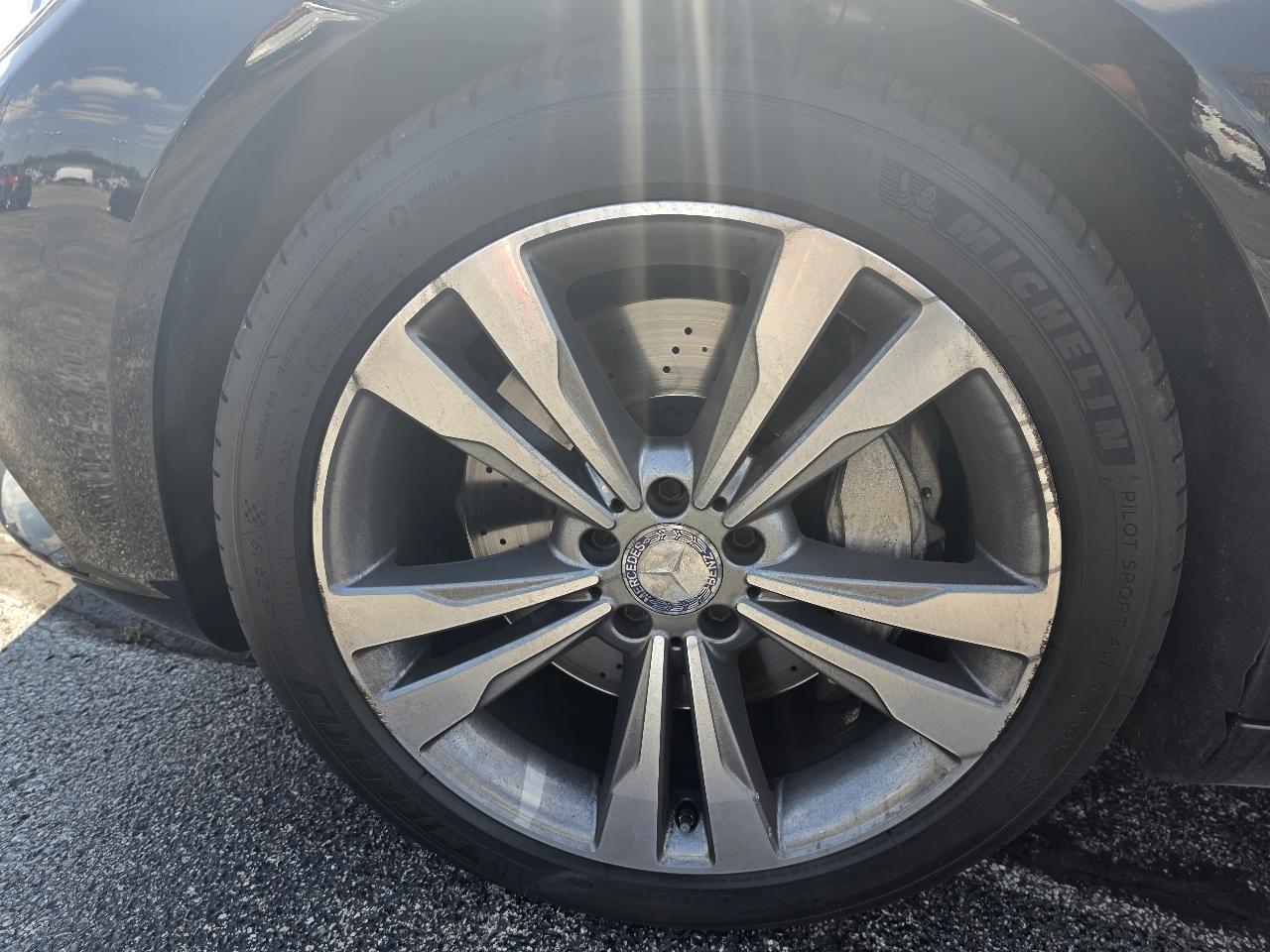 Mercedes-Benz S-Class 4dr Sdn S 550 4MATIC 2015