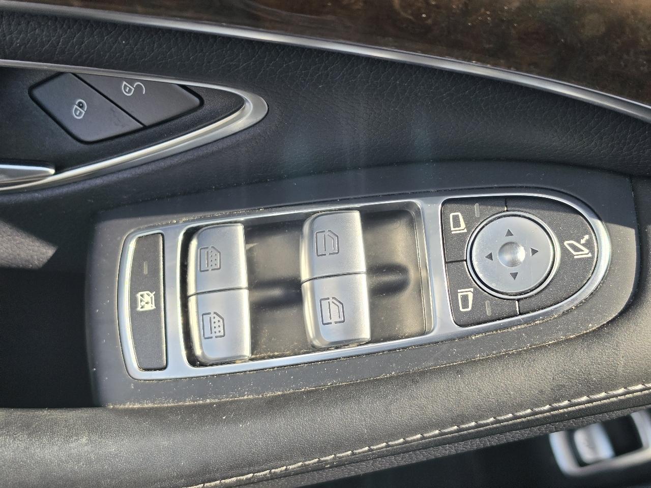 Mercedes-Benz S-Class 4dr Sdn S 550 4MATIC 2015