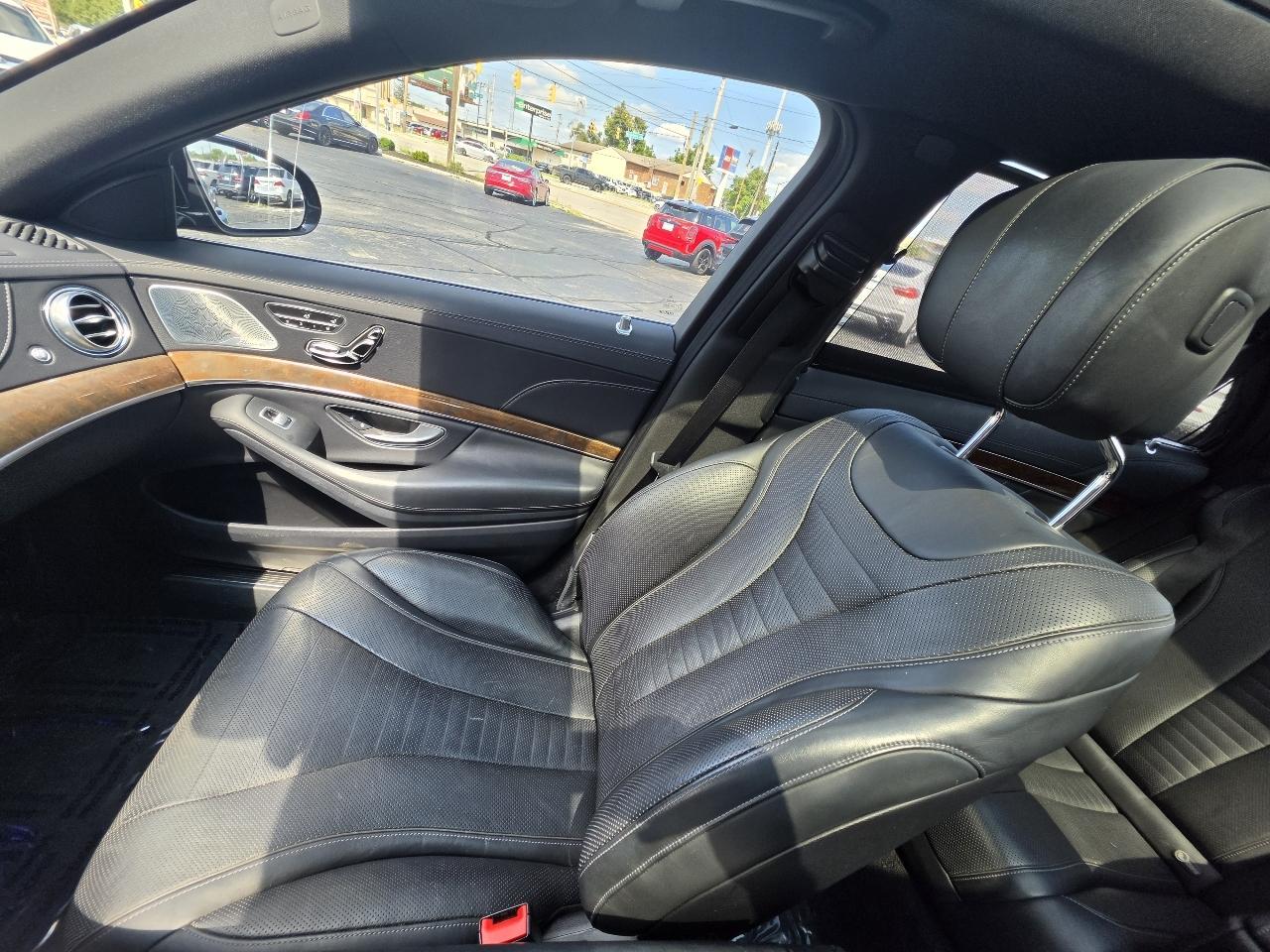Mercedes-Benz S-Class 4dr Sdn S 550 4MATIC 2015