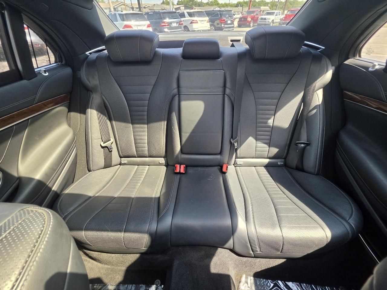 Mercedes-Benz S-Class 4dr Sdn S 550 4MATIC 2015