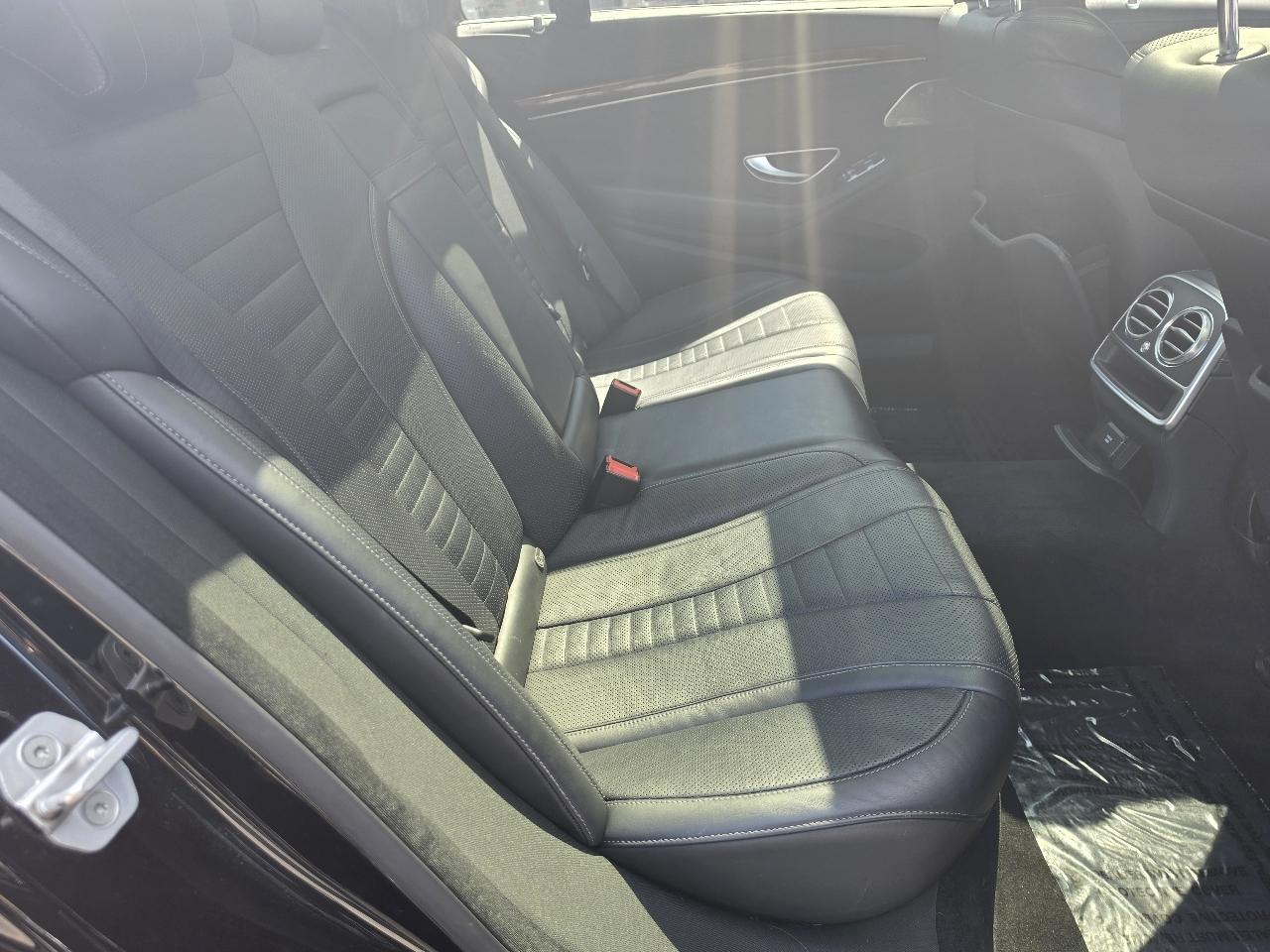 Mercedes-Benz S-Class 4dr Sdn S 550 4MATIC 2015