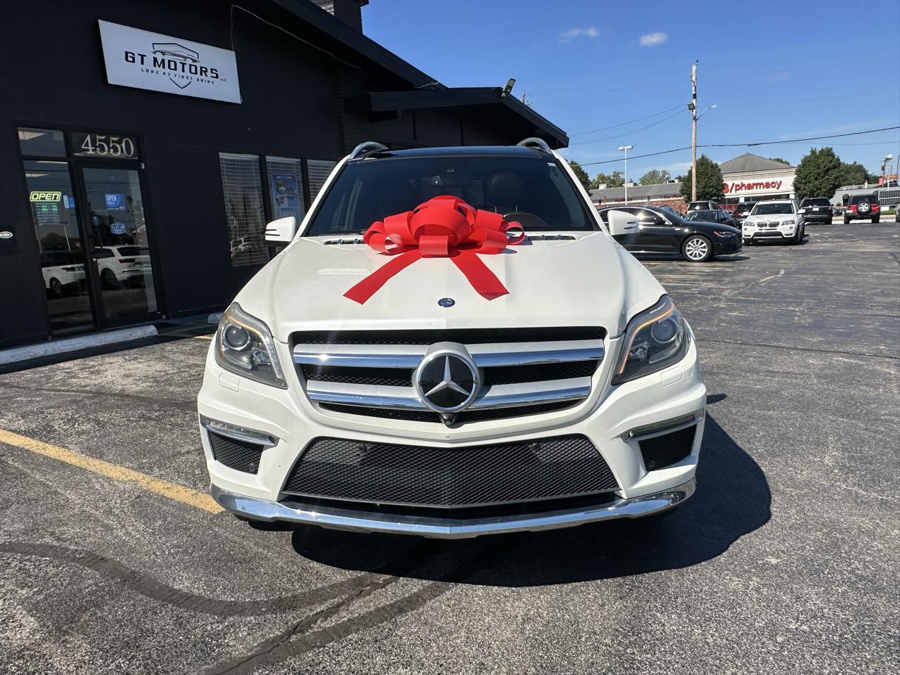 Mercedes-Benz GL-Class 4MATIC 4dr GL 550 2015