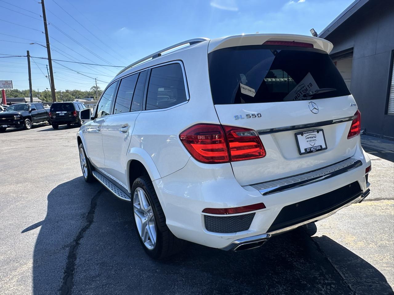 Mercedes-Benz GL-Class 4MATIC 4dr GL 550 2015
