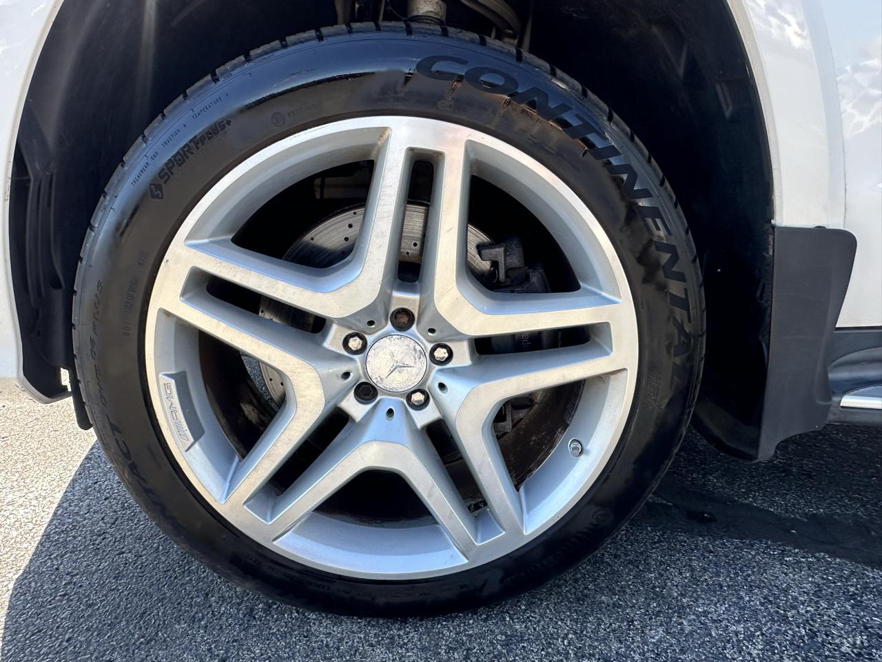 Mercedes-Benz GL-Class 4MATIC 4dr GL 550 2015