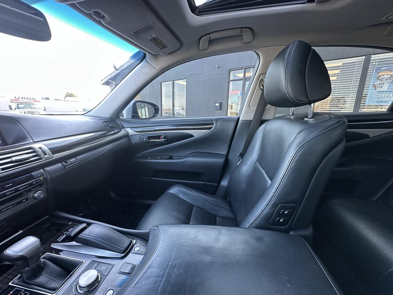 Lexus LS 460 4dr Sdn AWD 2013