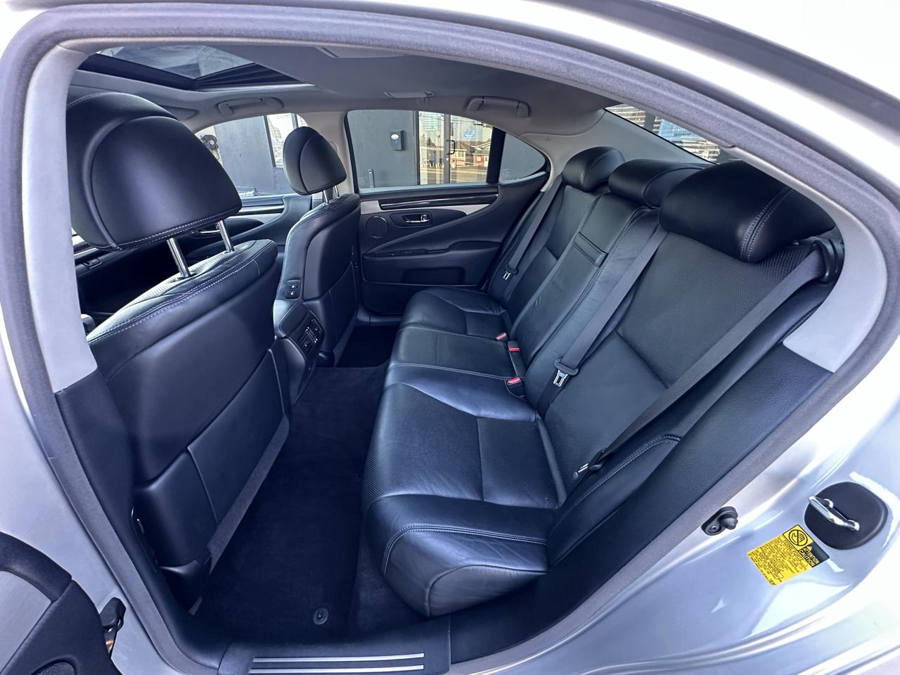 Lexus LS 460 4dr Sdn AWD 2013