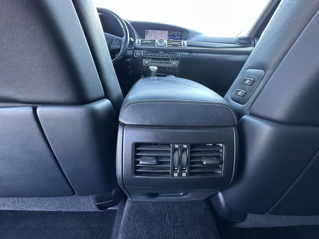 Lexus LS 460 4dr Sdn AWD 2013