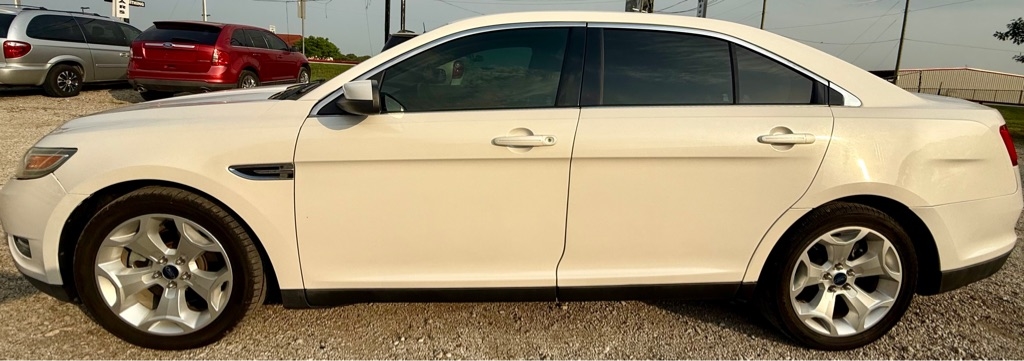 Ford Taurus SEL FWD 2012