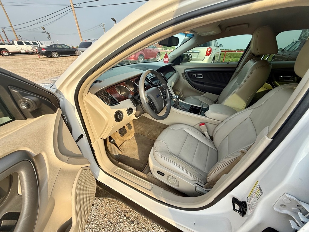 Ford Taurus SEL FWD 2012