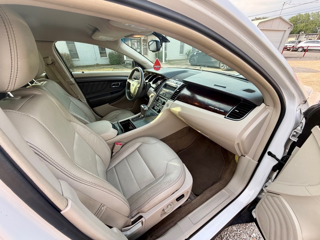 Ford Taurus SEL FWD 2012