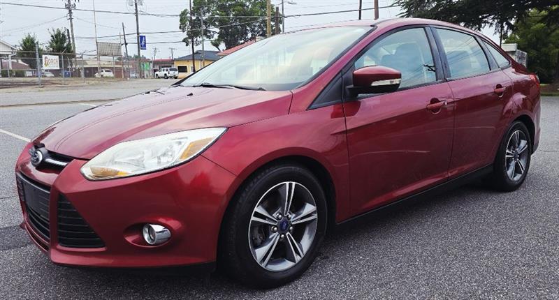 Ford Focus SE Sedan 2014
