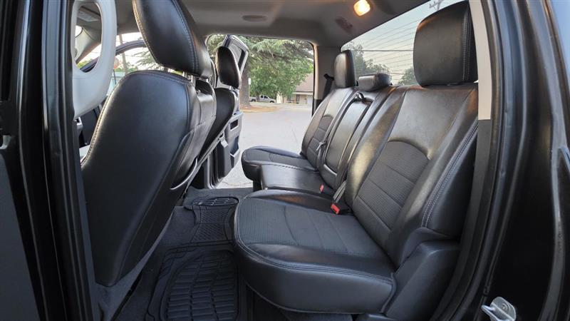 RAM 1500 ST Crew Cab 4WD 2011