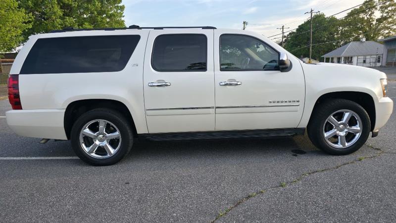 Chevrolet Suburban LTZ 1500 2WD 2014