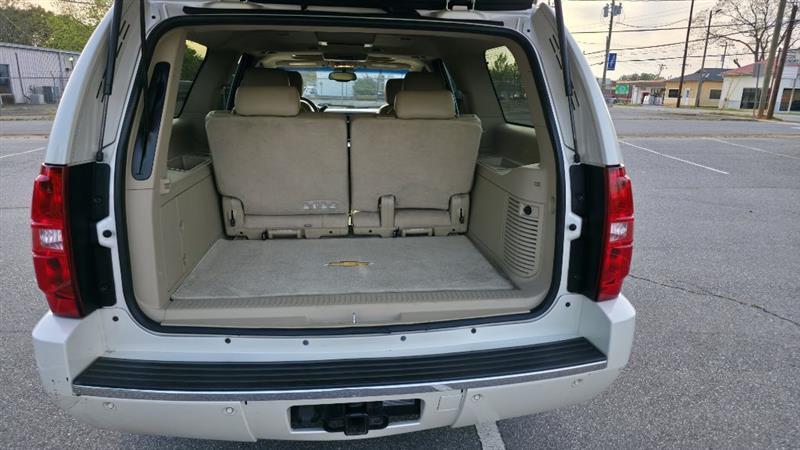 Chevrolet Suburban LTZ 1500 2WD 2014