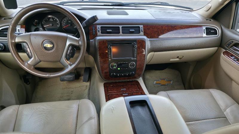 Chevrolet Suburban LTZ 1500 2WD 2014