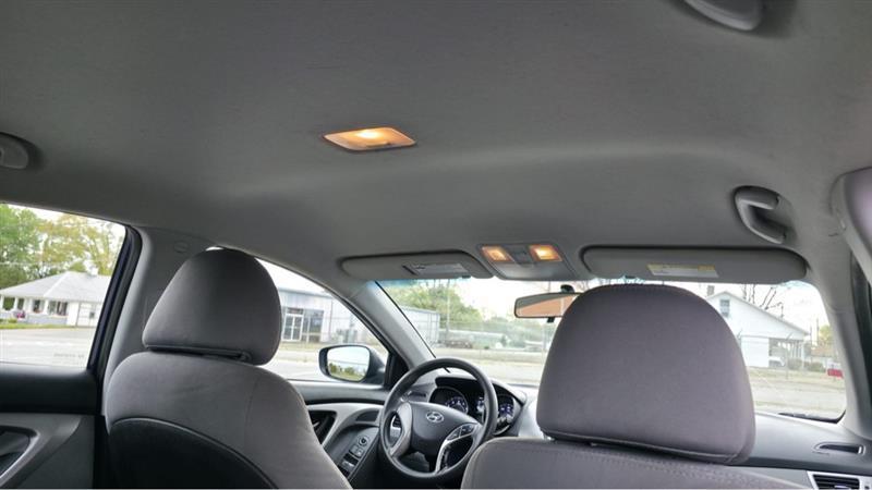 Hyundai Elantra GLS M/T 2013