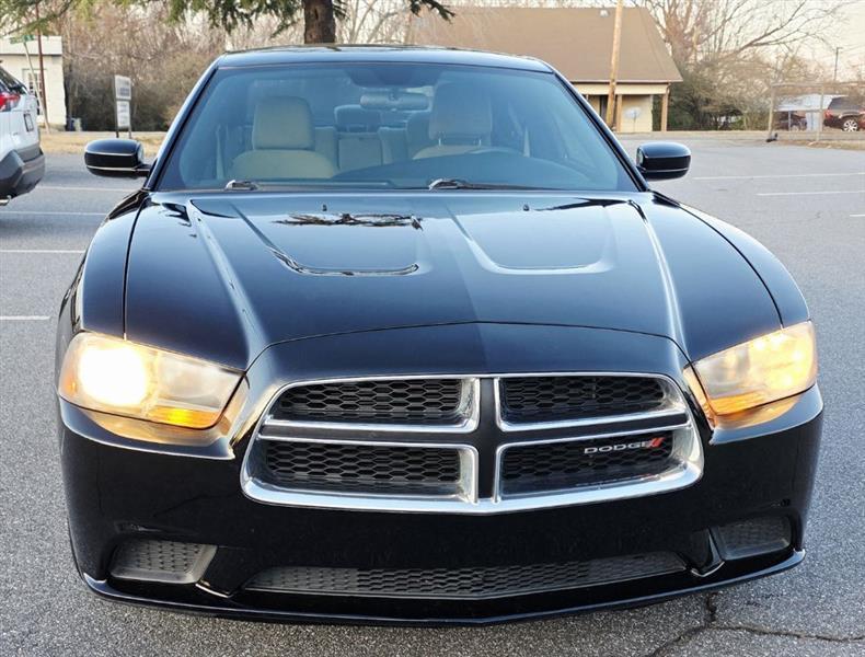 Dodge Charger SE 2013