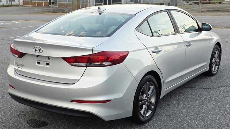 Hyundai Elantra Limited 2018
