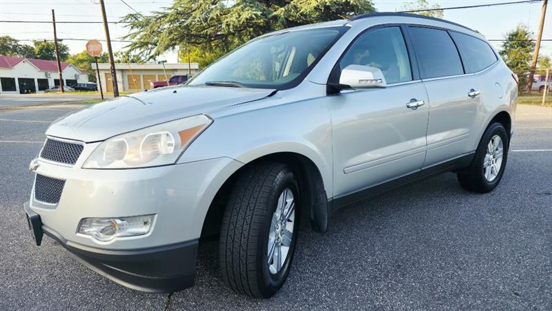 Chevrolet Traverse LT FWD 2011