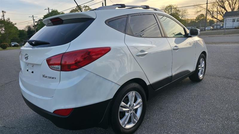 Hyundai Tucson GL Auto FWD 2012