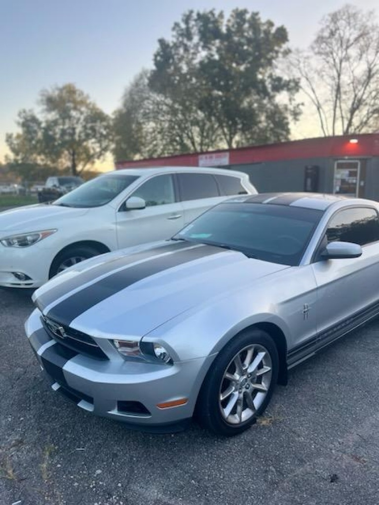 2011 Ford Mustang V6 Coupe