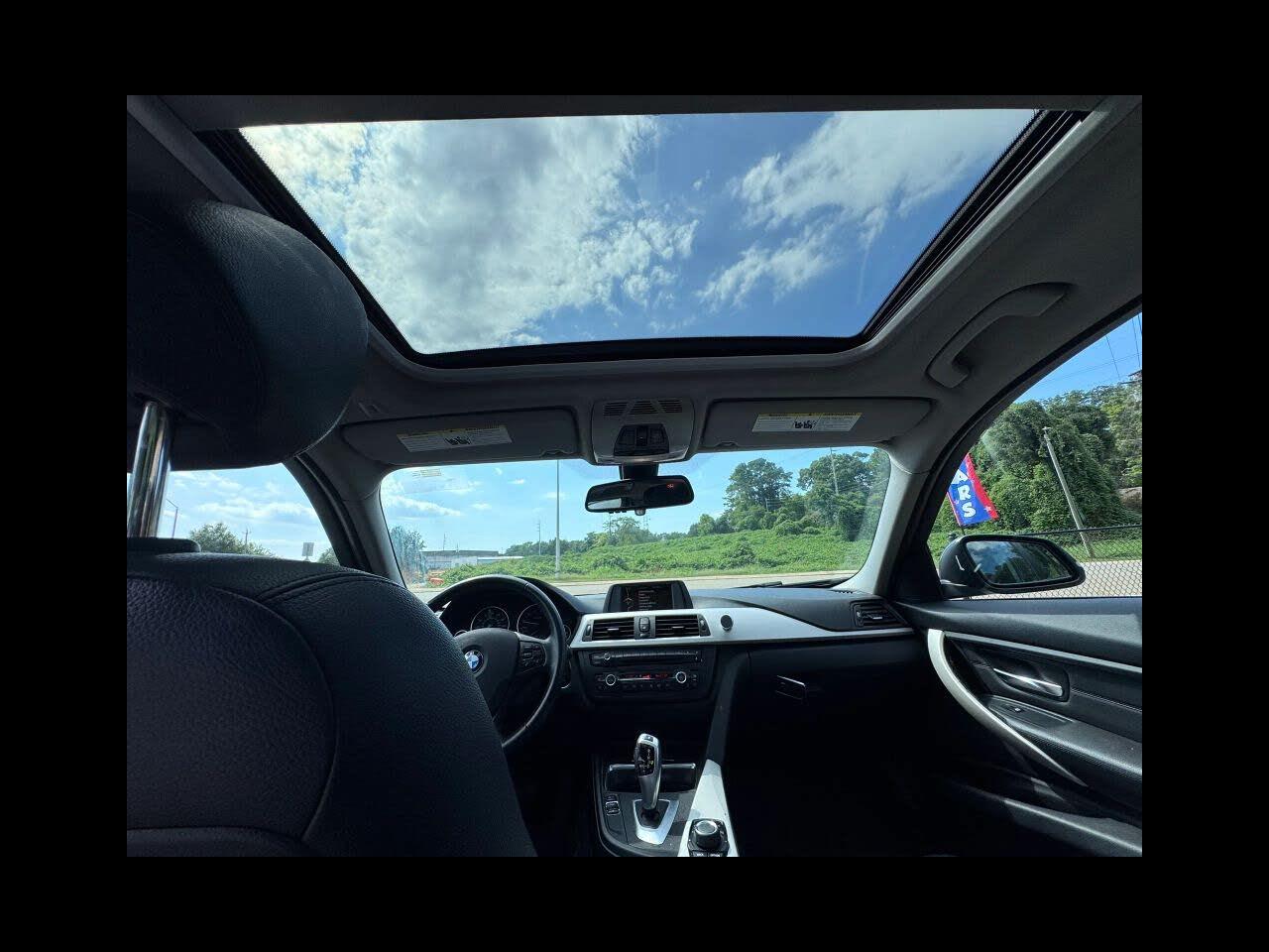 BMW 3-Series 328i xDrive Sedan 2013