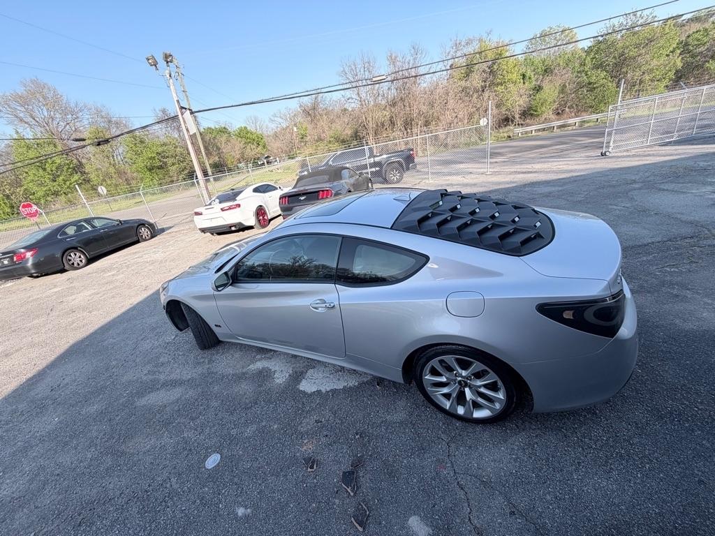 Hyundai Genesis Coupe 2.0T 8AT 2014