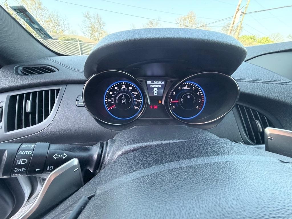 Hyundai Genesis Coupe 2.0T 8AT 2014